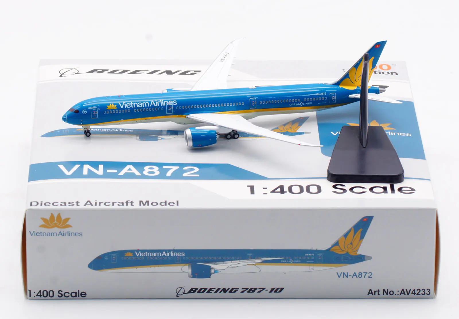 Collectible Diecast Aircraft Model Boeing B787-10 AV4233 Aviation 1:400 Vietnam Airlines Reg: VN-A872