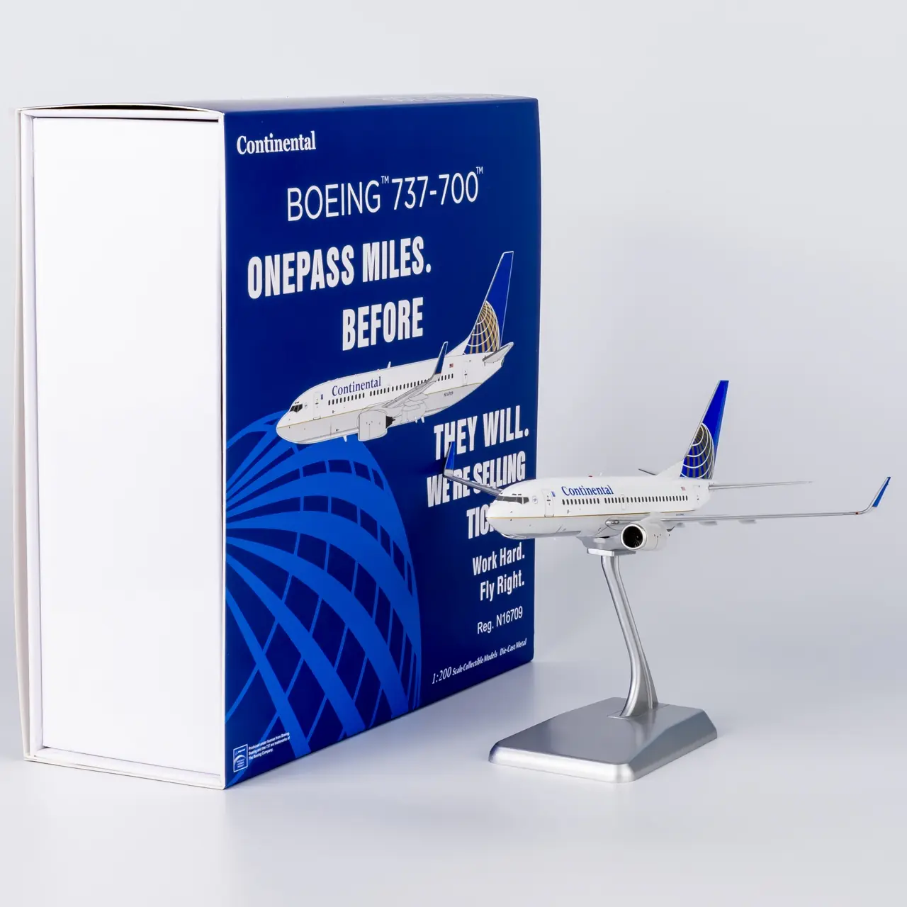 Collectible Diecast Aircraft Model Boeing B737-700 05012 NG Models 1:200 Continental Airlines Reg:  N16709