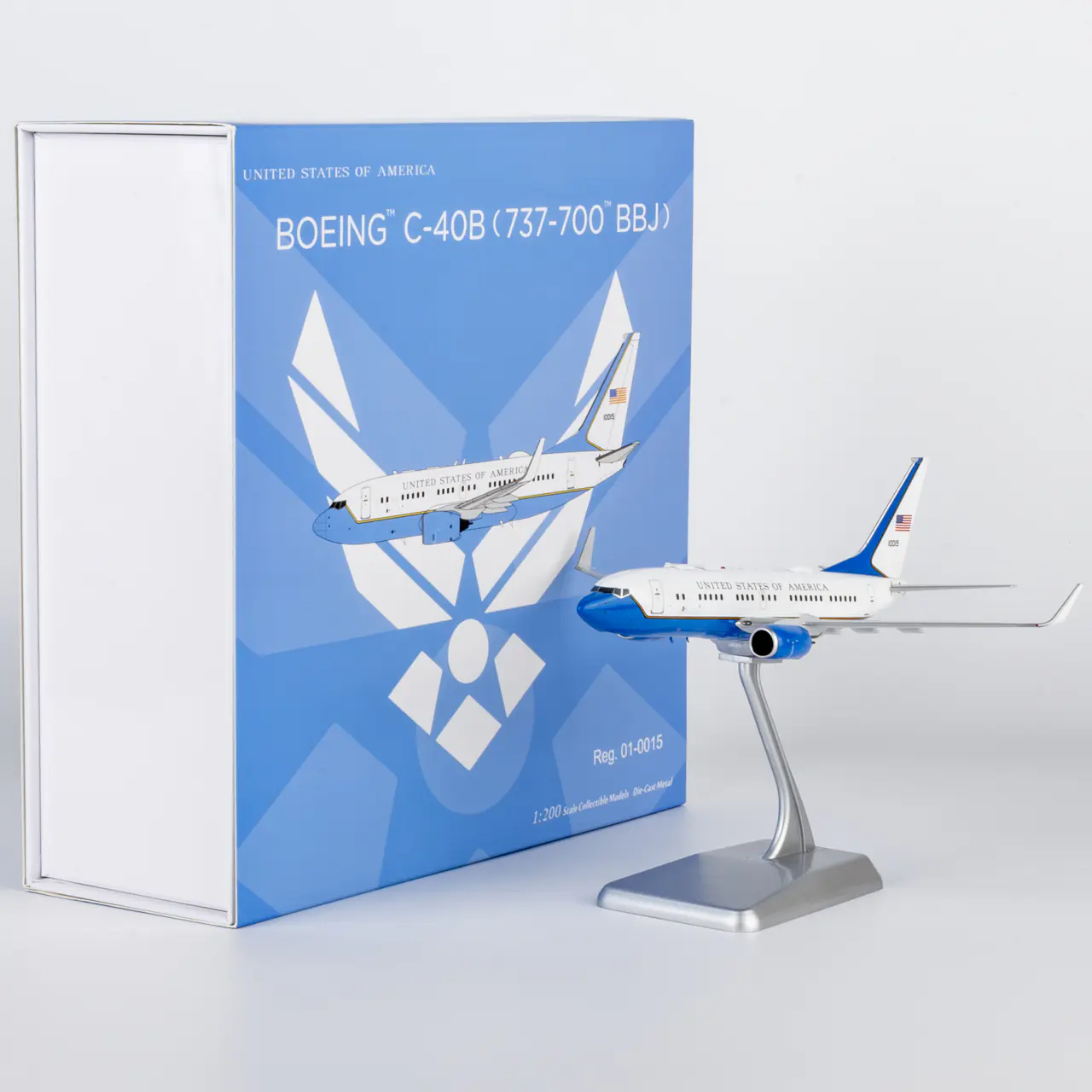 Collectible Diecast Aircraft Model Boeing C-40B (737-700 BBJ) 05016 NG Models 1:200 USA - Air Force Reg: 01-0015