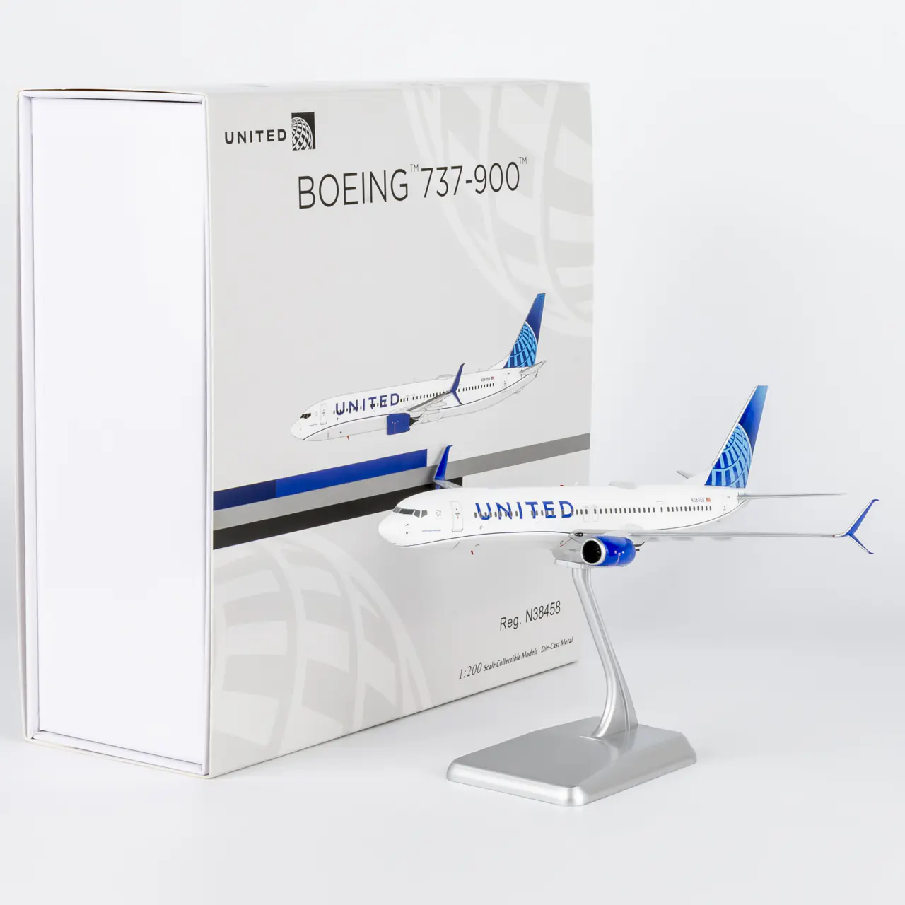 Collectible Diecast Aircraft Model Boeing B737-900ER 09003 NG Models 1:200 United Airlines Reg: N38458