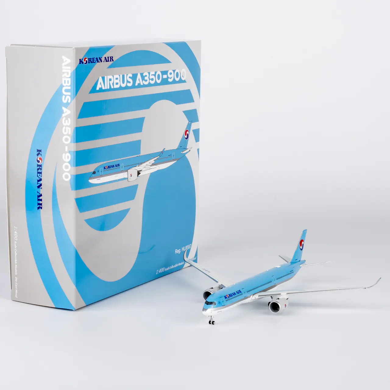 Collectible Diecast Aircraft Model Airbus A350-900 39103 NG Models 1:400 Korean Air Reg: HL8597