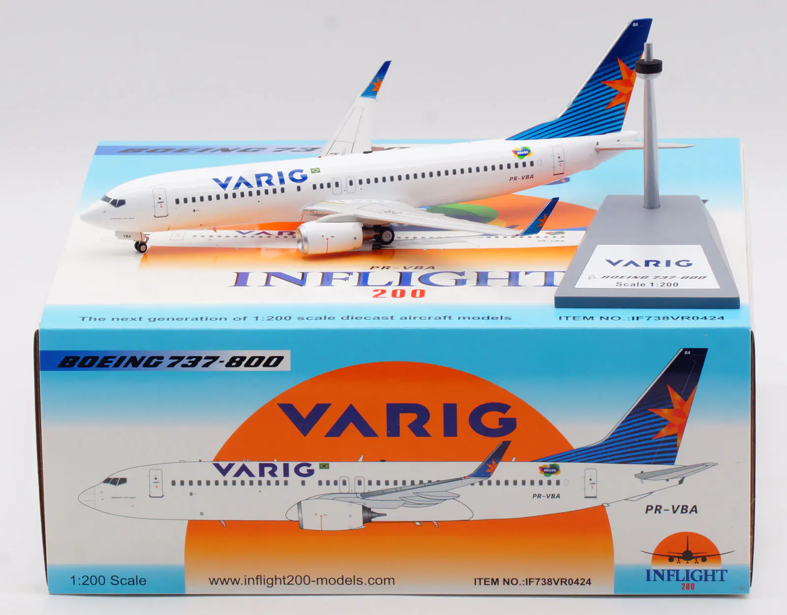Collectible Diecast Aircraft Model Boeing B737-800 IF738VR0424 INFLIGHT 1:200 VARIG Reg: PR-VBA