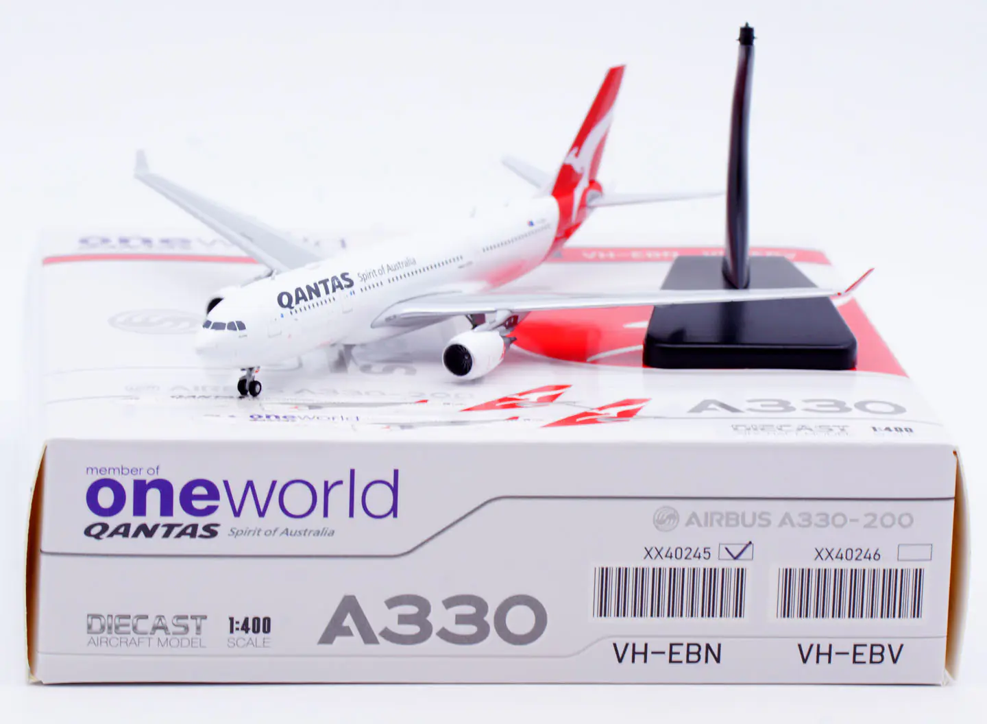 Collectible Diecast Aircraft Model Airbus A330-200 XX40245 JC Wings 1:400 Qantas Airways Reg: VH-EBN