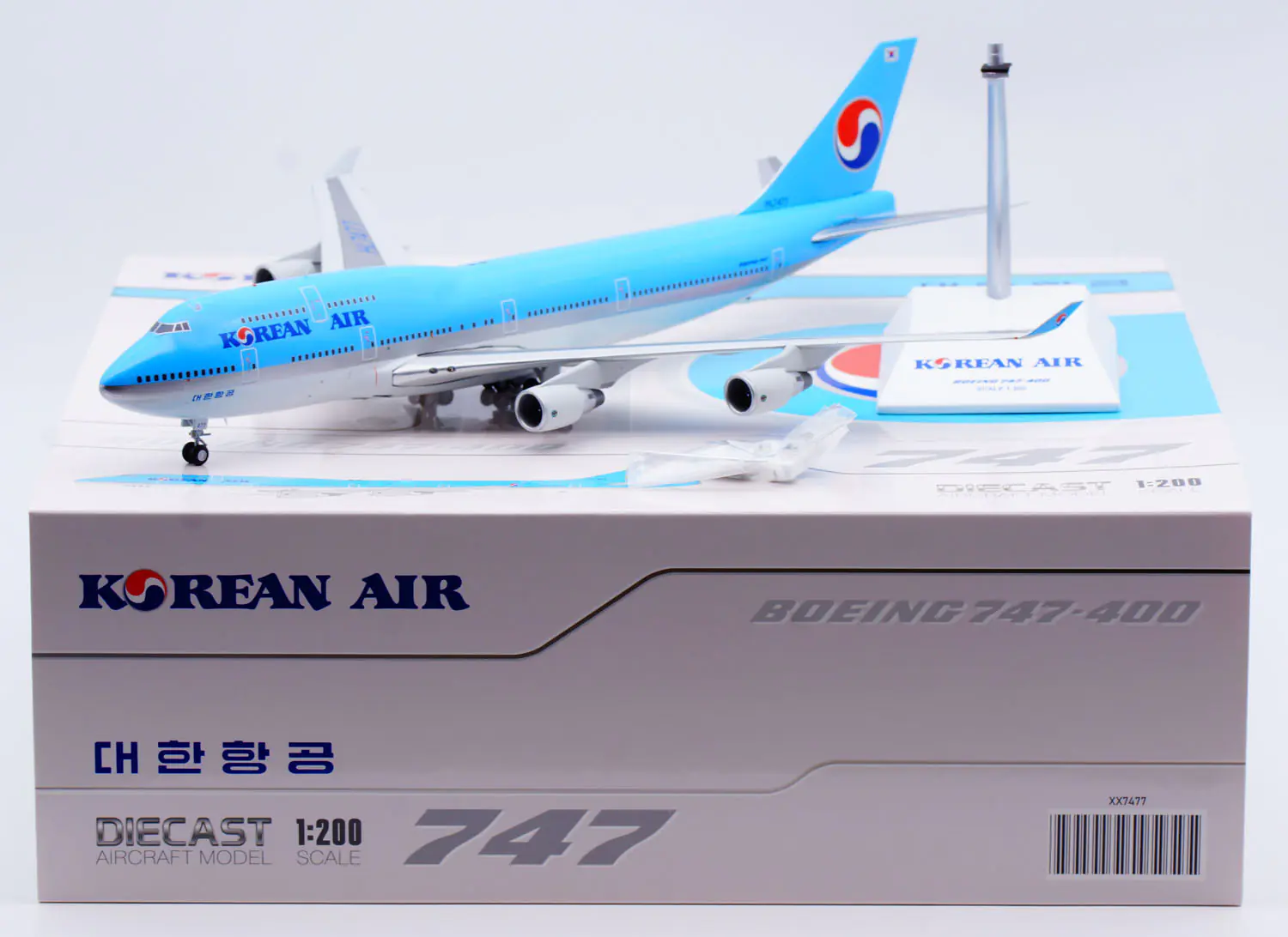 Collectible Diecast Aircraft Model Boeing B747-400 XX7477 JC Wings 1:200 Korean Air Reg: HL7477