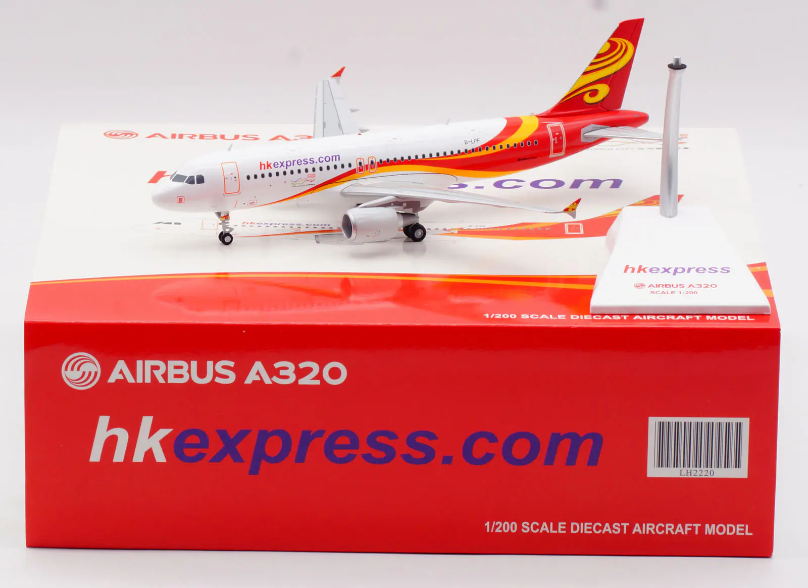 Collectible Diecast Aircraft Model Airbus A320 LH2220 JC Wings 1:200 Hong Kong Express Reg: B-LPF