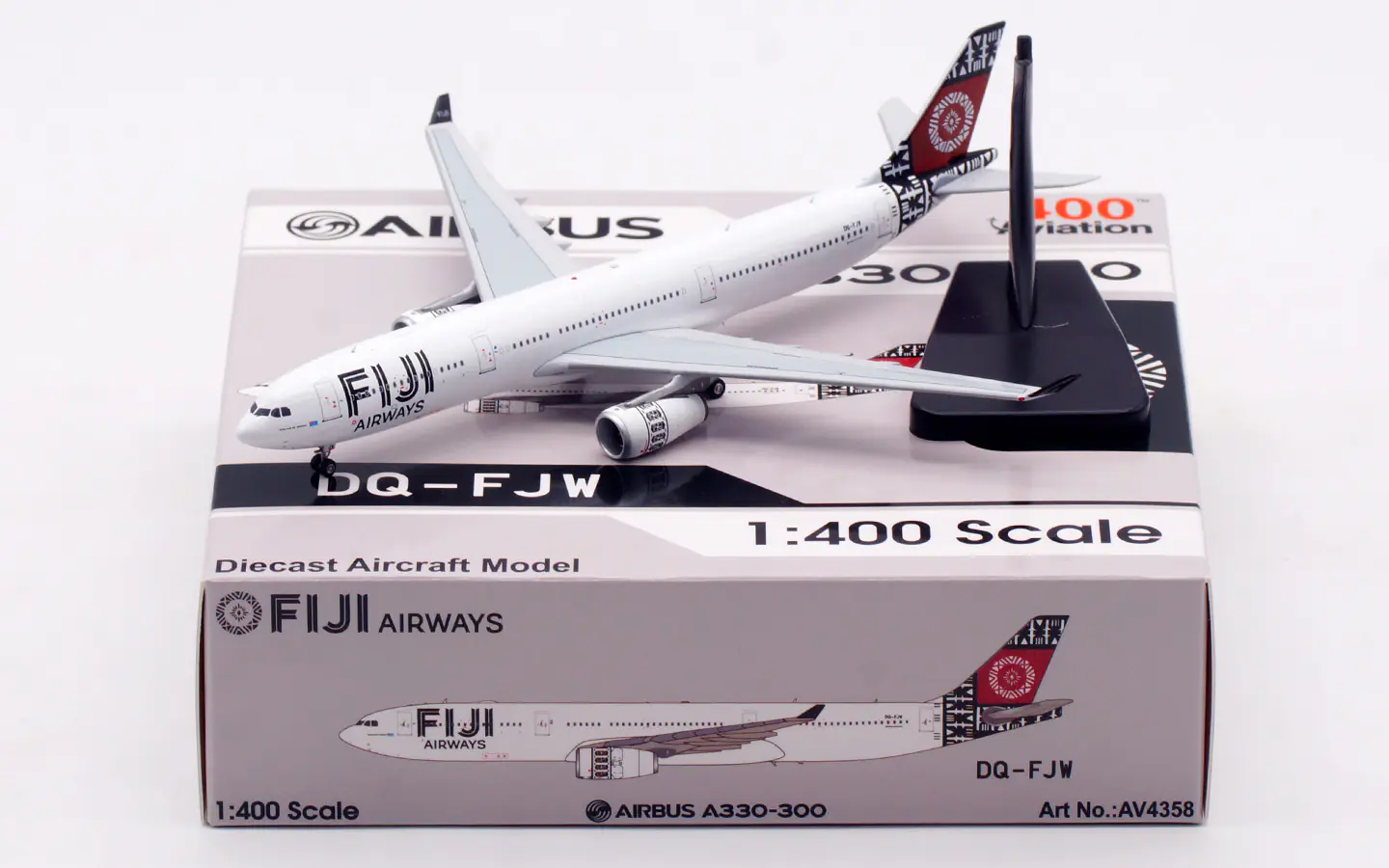 Collectible Diecast Aircraft Model Airbus A330-300 AV4358 Aviation 1:400 Fiji Airways Reg: DQ-FJW