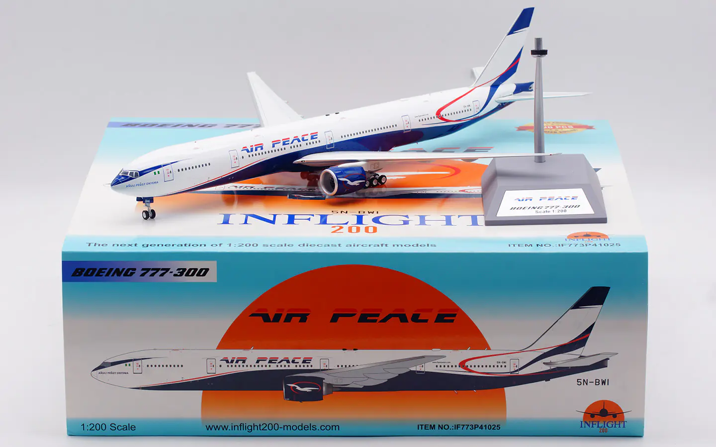 Collectible Diecast Aircraft Model Boeing B777-300 IF773P41025 INFLIGHT 1:200 Air Peace Reg: 5N-BWI