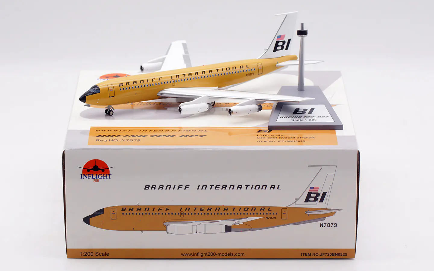 Collectible Diecast Aircraft Model Boeing B720-027 IF720BN0825 INFLIGHT 1:200 Braniff International Reg: N7079