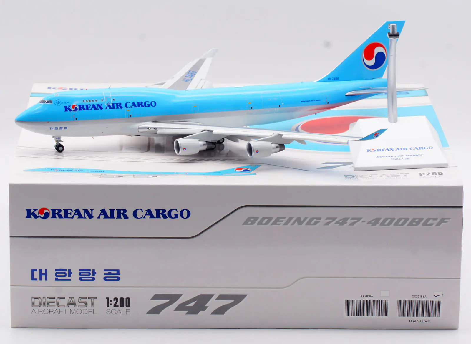 Collectible Diecast Aircraft Model Boeing B747-400BCF XX20186A JC Wings 1:200 Korean Air Cargo Reg: HL7486 Flaps Down
