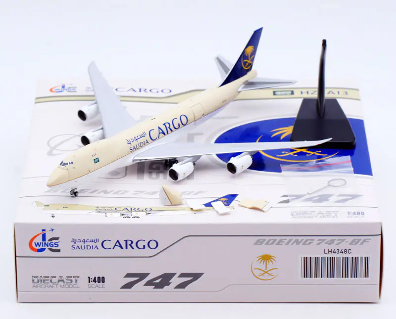 Collectible Diecast Aircraft Model Boeing B747-8F LH4348C JC Wings 1:400 Saudia Cargo 'Interactive Series' Reg: HZ-A13