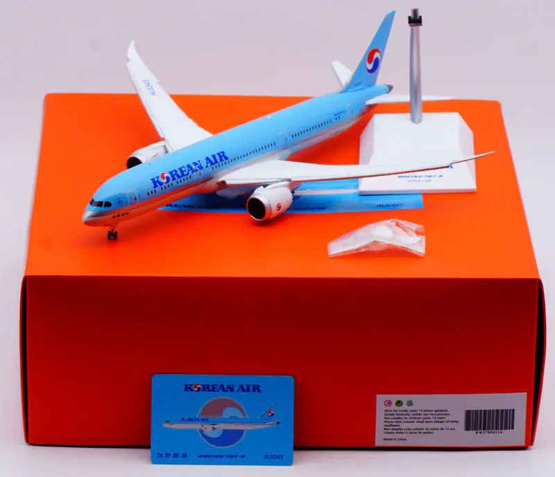 Collectible Diecast Aircraft Model Boeing B787-9 EW2789012A JC Wings 1:200 Korean Air Reg: HL8345 Flaps Down