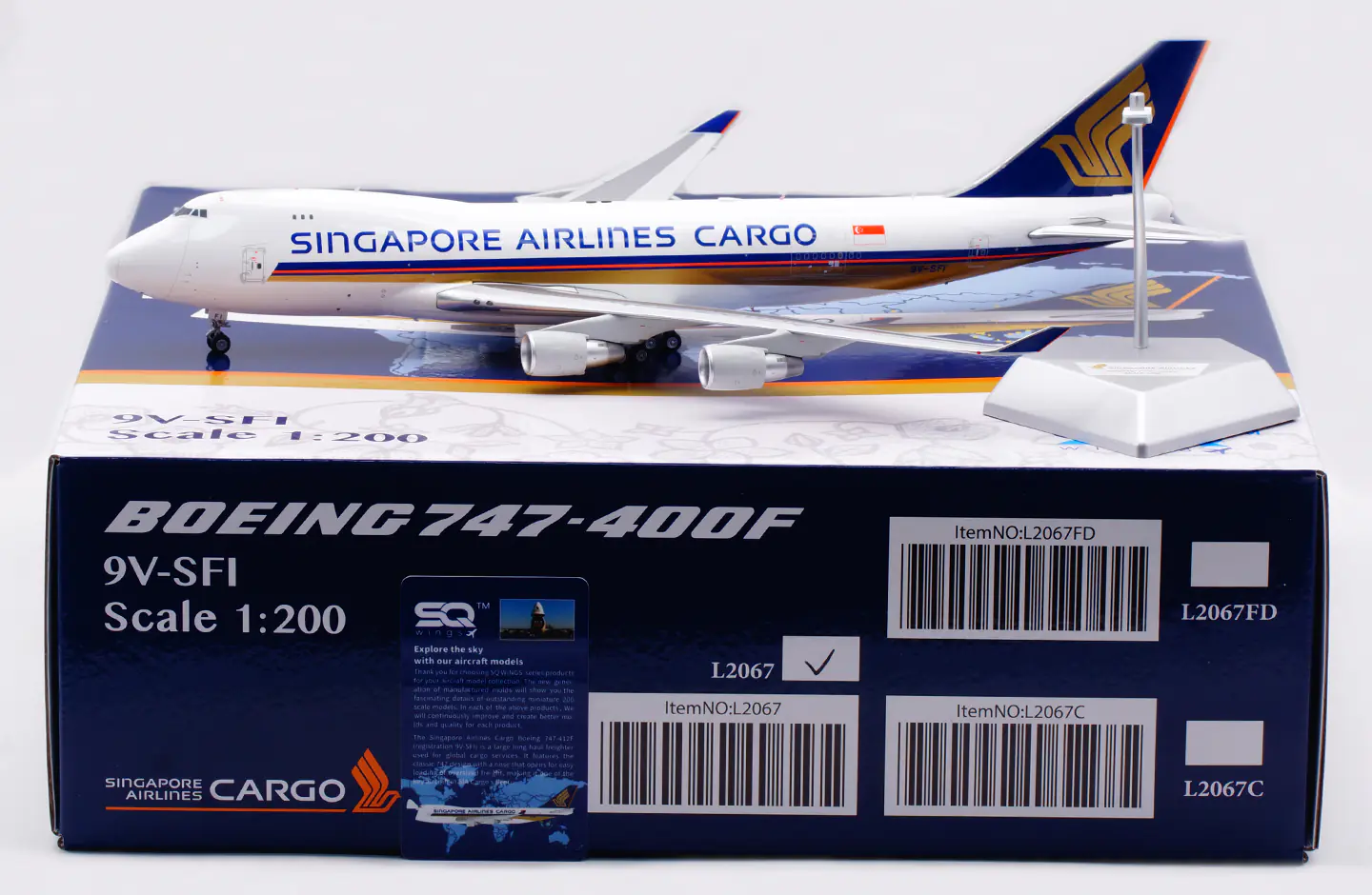 Collectible Diecast Aircraft Model Boeing B747-400F L2067 SQ Wings 1:200 Singapore Airlines Cargo Reg: 9V-SFI
