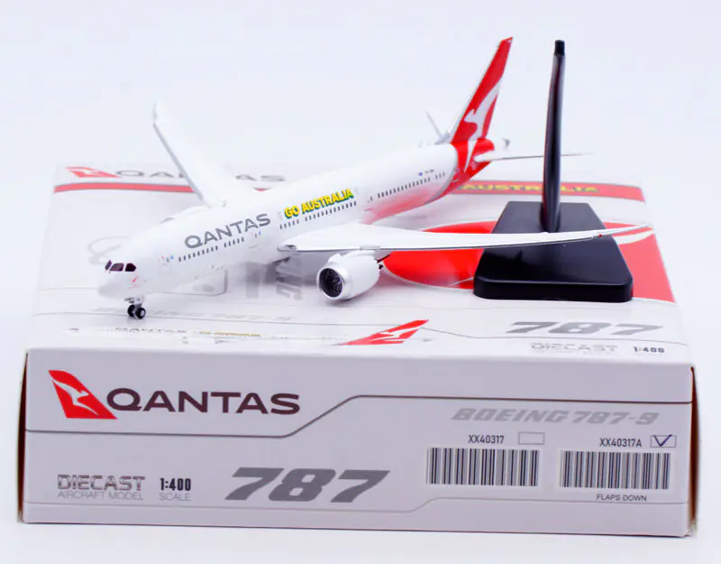 Collectible Diecast Aircraft Model Boeing Boeing B787-9 XX40317A JC Wings 1:400 Qantas Airway Reg: VH-ZNH Flaps Down