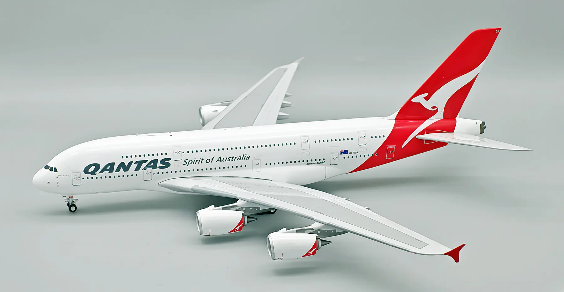 Collectible Diecast Aircraft Model AIRBUS A380-800 IF380QF0925 INFLIGHT 1:200 Qantas Airways Reg: VH-OQA