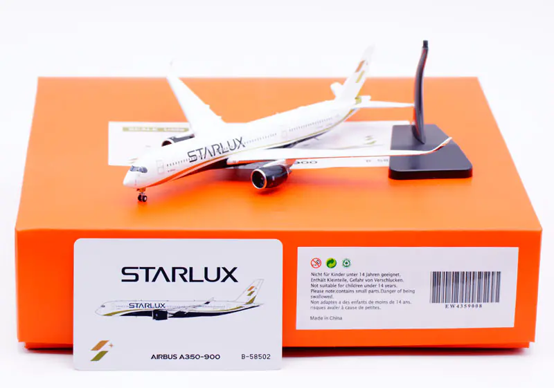 Collectible Diecast Aircraft Model Airbus A350-900XWB EW4359008 JC Wings 1:400 Starlux Airlines Reg: B-58502