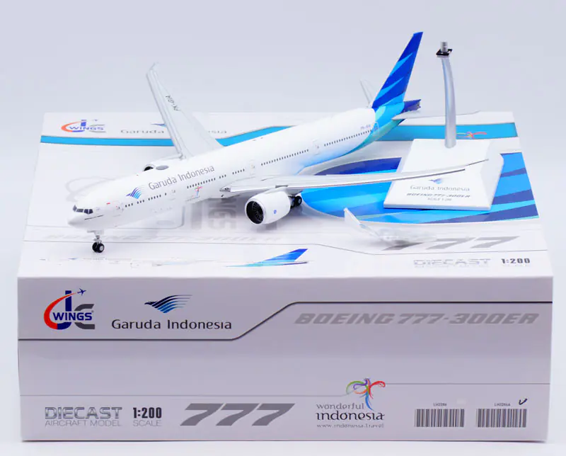 Collectible Diecast Aircraft Model Boeing B777-300ER LH2286A JC Wings 1:200 Garuda Indonesia Reg: PK-GIA Flaps Down