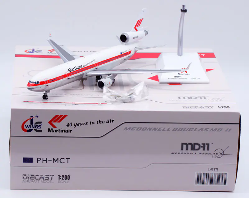 Collectible Diecast Aircraft Model McDonnell Douglas MD-11 LH2371 JC Wings 1:200 Martinair "Polished" Reg: PH-MCT