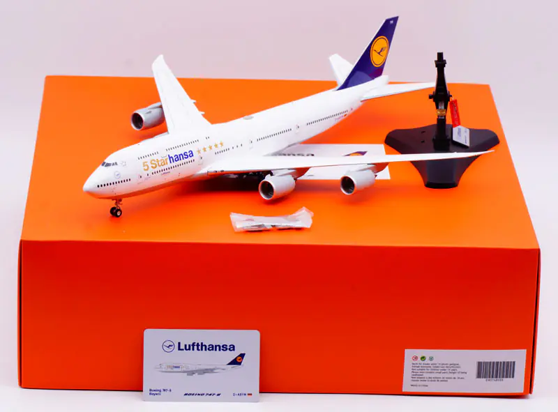 Collectible Diecast Aircraft Model Boeing B747-8 EW2748005 JC Wings 1:200 Lufthansa Airlines Reg: D-ABYM
