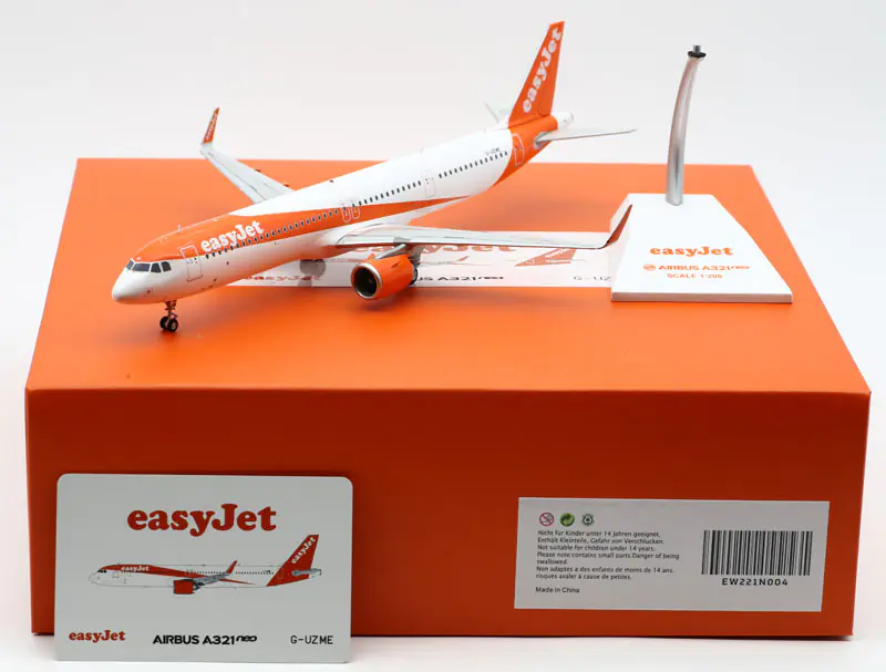 Collectible Diecast Aircraft Model Airbus A321 EW221N004 JC Wings 1:200 EasyJet Airlines Reg: G-UZME