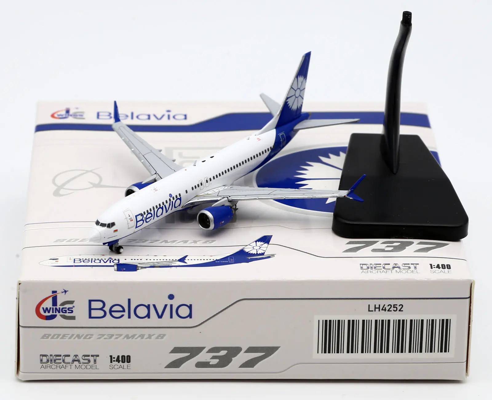 Collectible Diecast Aircraft Model Boeing B737-8MAX LH4252 JC Wings 1:400 Belavia Airlines Reg: EW-546PA