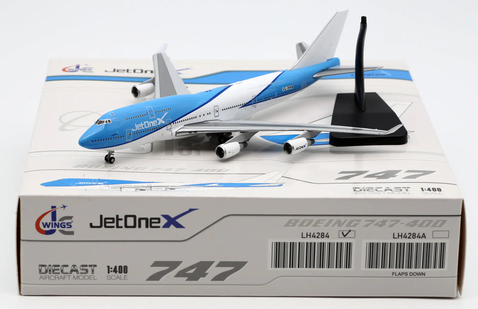 Collectible Diecast Aircraft Model Boeing B747-400 LH4284 JC Wings 1:400 JetOneX Airlines Reg: VQ-BWM