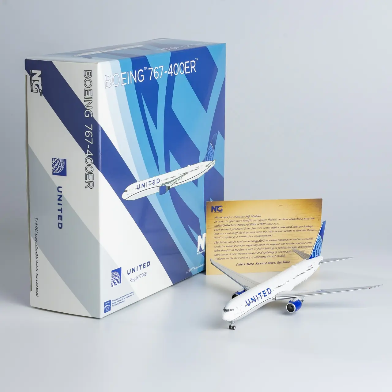 Collectible Diecast Aircraft Model Boeing B767-400ER 18001 NG Models 1:400 United Airlines Reg: N77066