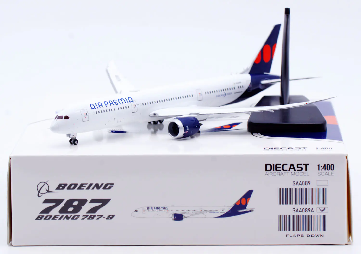 Collectible Diecast Aircraft Model Boeing B787-9 SA4089A JC Wings 1:400 Air Premia Reg: HL8389 Flaps Down