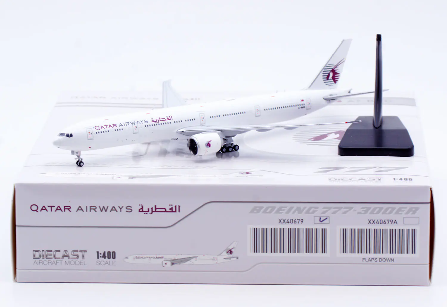 Collectible Diecast Aircraft Model Boeing B777-300ER XX40679 JC Wings 1:400 Qatar Airways [All White] Reg: A7-BOC