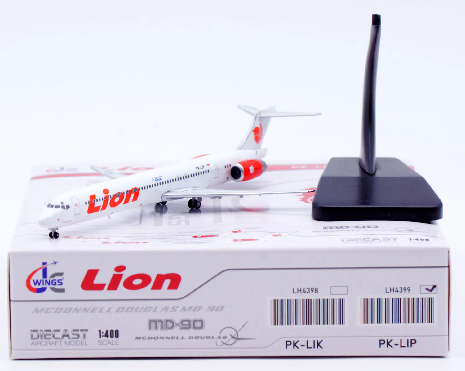Collectible Diecast Aircraft Model McDonnell Douglas MD-90 LH4399 JC Wings 1:400 Lion Air Reg: PK-LIP