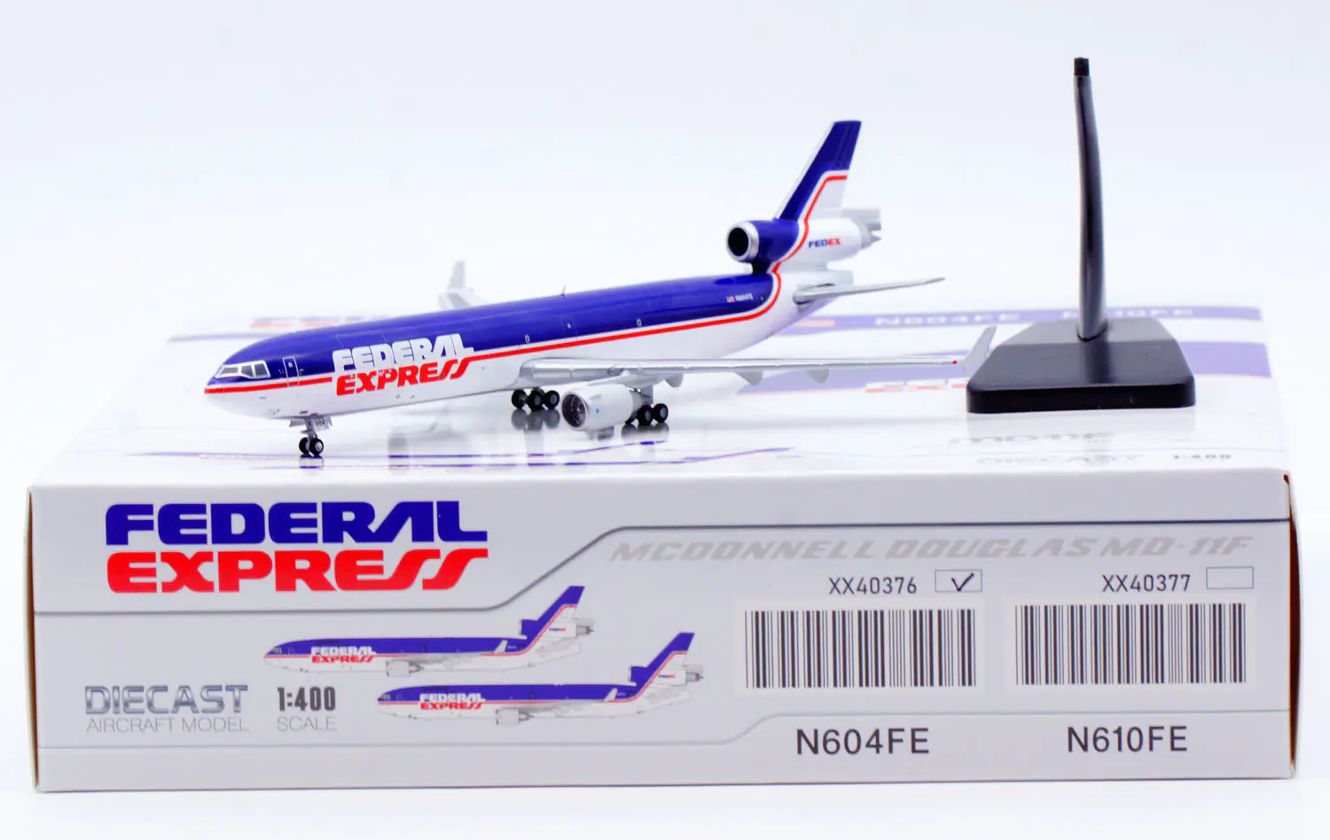 Collectible Diecast Aircraft Model McDonnell Douglas MD-11(F) XX40376 Wings 1:400 FedEx Reg: N604FE
