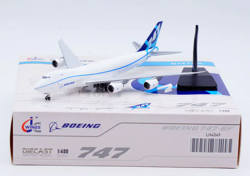 Collectible Diecast Aircraft Model Boeing B747-8F LH4349 JC Wings 1:400 'House Color'  Reg: N747EX