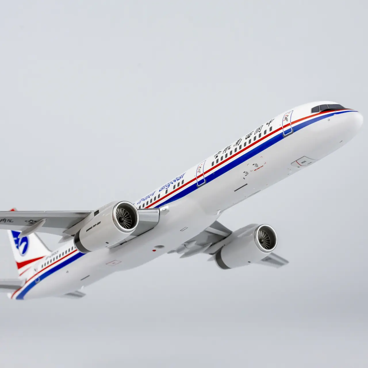 42025 (8)