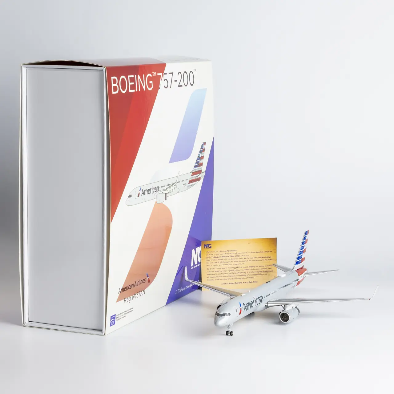 Collectible Diecast Aircraft Model Boeing B757-200 42033 NG Models 1:200 American Airlines Reg: N187AN