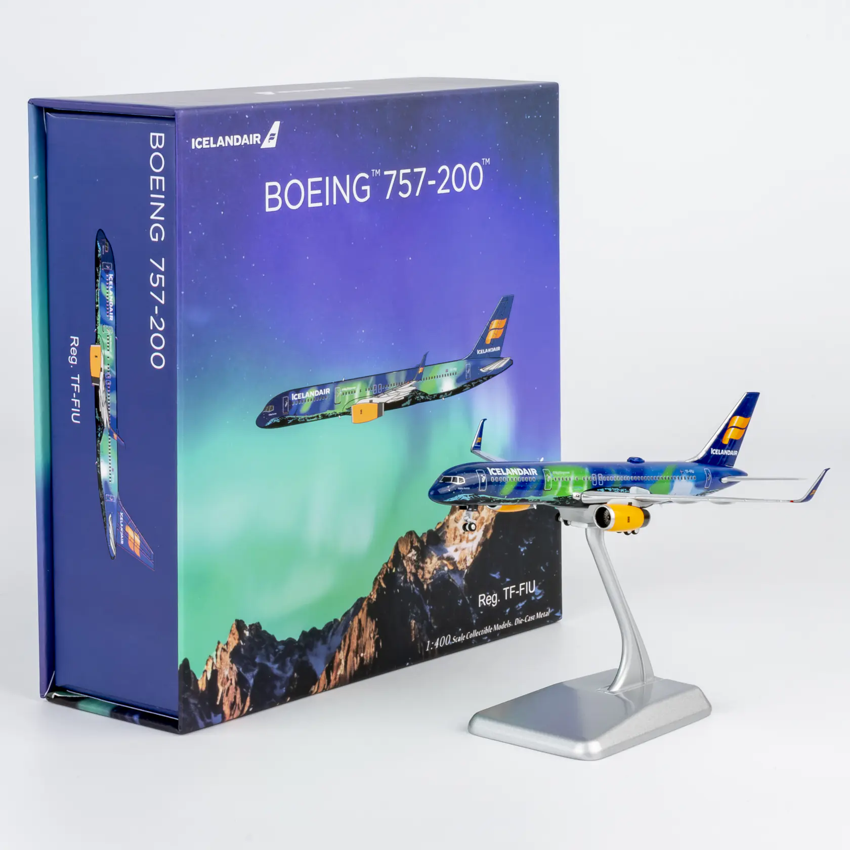Collectible Diecast Aircraft Model Boeing B757-200 53211 [ULTIMATE] NG Models 1:400 Icelandair Reg: TF-FIU