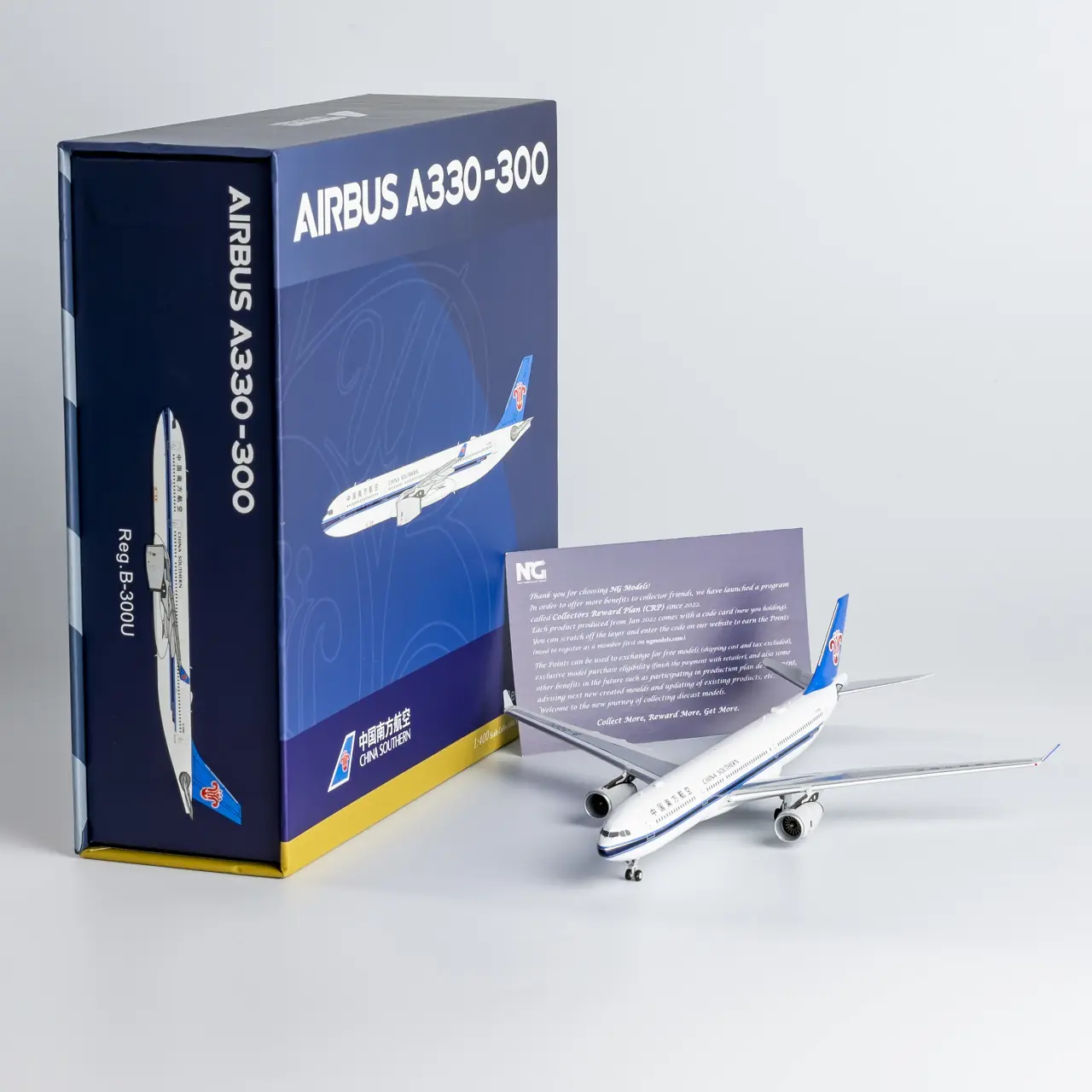 Collectible Diecast Aircraft Model Airbus A330-300 62065 [ULTIMATE] NG Models 1:400 China Southern Airlines Reg: B-300U
