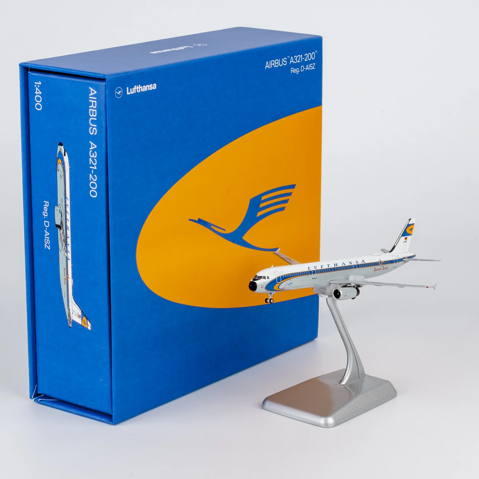 Collectible Diecast Aircraft Model Airbus A321-200 13159 [Ultimate] NG Models 1:400 Lufthansa Reg: D-AISZ