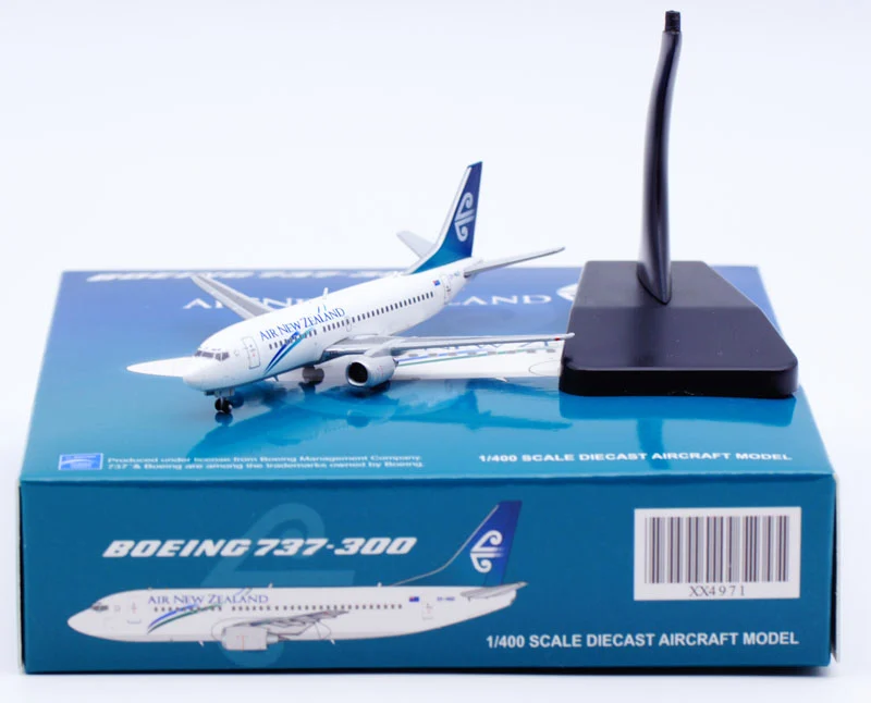 Collectible Diecast Aircraft Model Boeing B737-300 XX4971 JC Wings 1:400 AIR NEW ZEALAND Reg: ZK-NGD