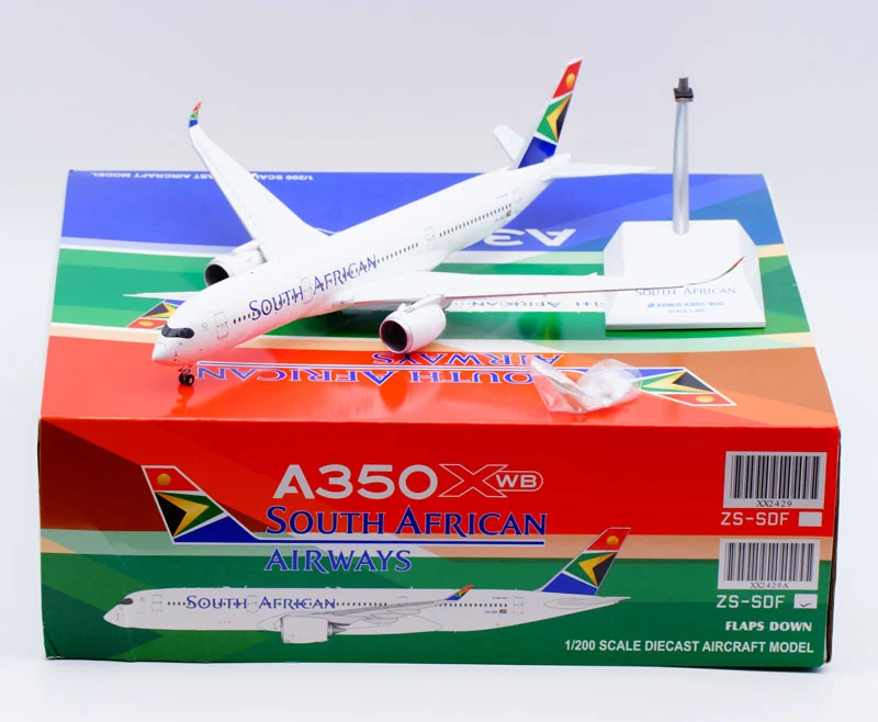Collectible Diecast Aircraft Model Airbus A350-900XWB XX2429AJC Wings 1:200 South African Reg: ZS-SDF Flaps Down