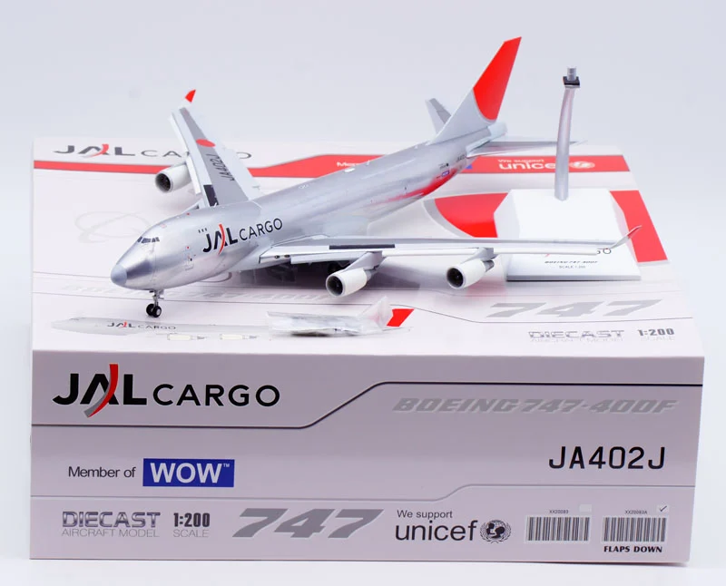 Collectible Diecast Aircraft Model Boeing B747-400 XX20083A JC Wings 1:200 JAL Cargo 'Polished' Reg: JA402J Flaps Down