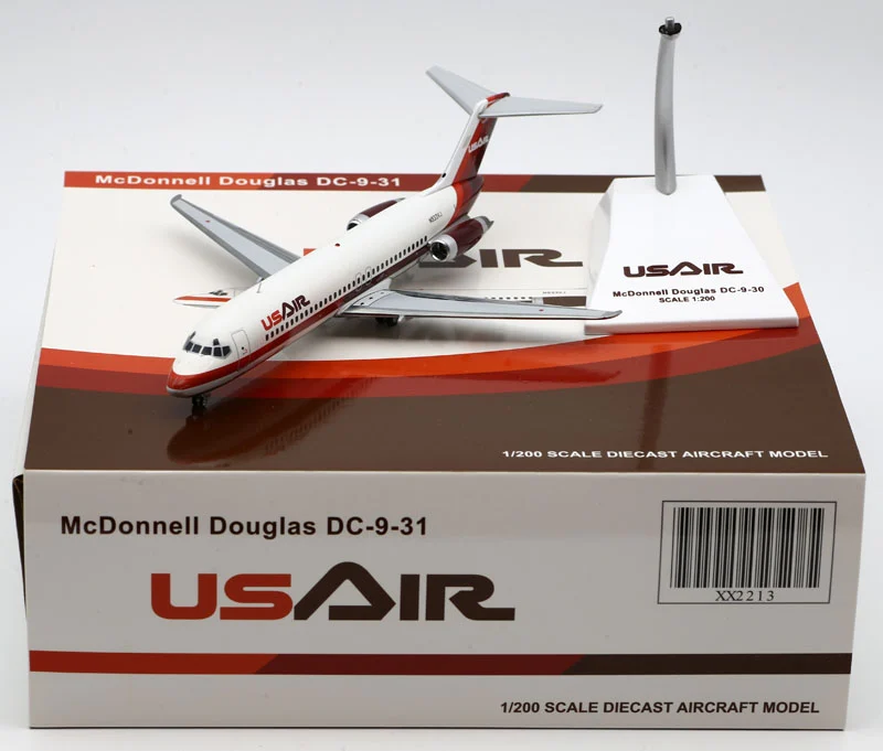 Collectible Diecast Aircraft Model MCDONNELL Douglas DC-9-30 XX2213 JC Wings 1:200 US Air Reg: N933VJ