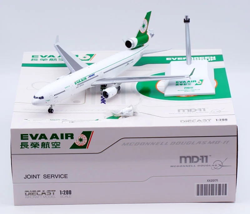 Collectible Diecast Aircraft Model MCDONNELL Douglas MD-11 XX20171 JC Wings 1:200 Eva Air Reg: B-16102