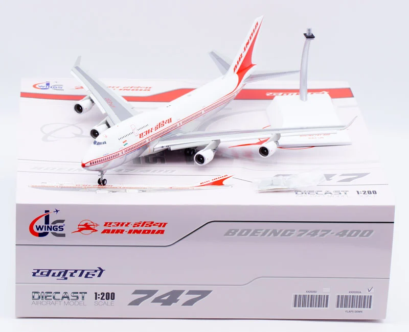 Collectible Diecast Aircraft Model Boeing B747-400 XX20202A [Polished] JC Wings 1:200 Air India Reg: VT-ESO Flaps Down