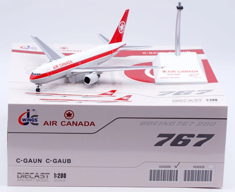 Collectible Diecast Aircraft Model Boeing B767-200 XX20206 'Polished' JC Wings 1:200 Air Canada Reg: C-GAUN