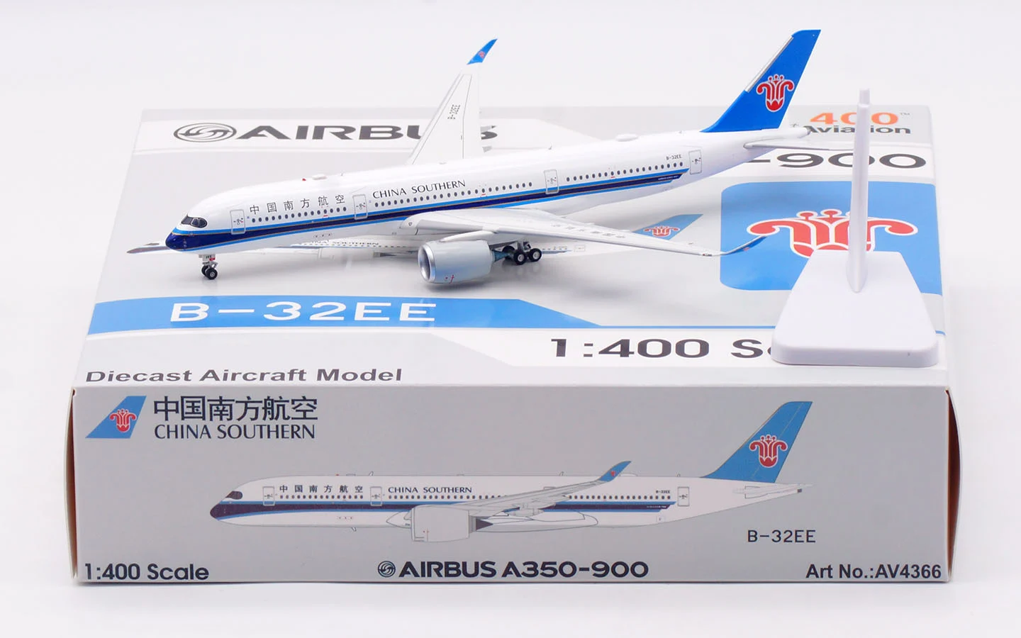 Collectible Diecast Aircraft Model Airbus A350-900 AV4366 Aviation 1:400 China Southern Airlines Reg: B-32EE