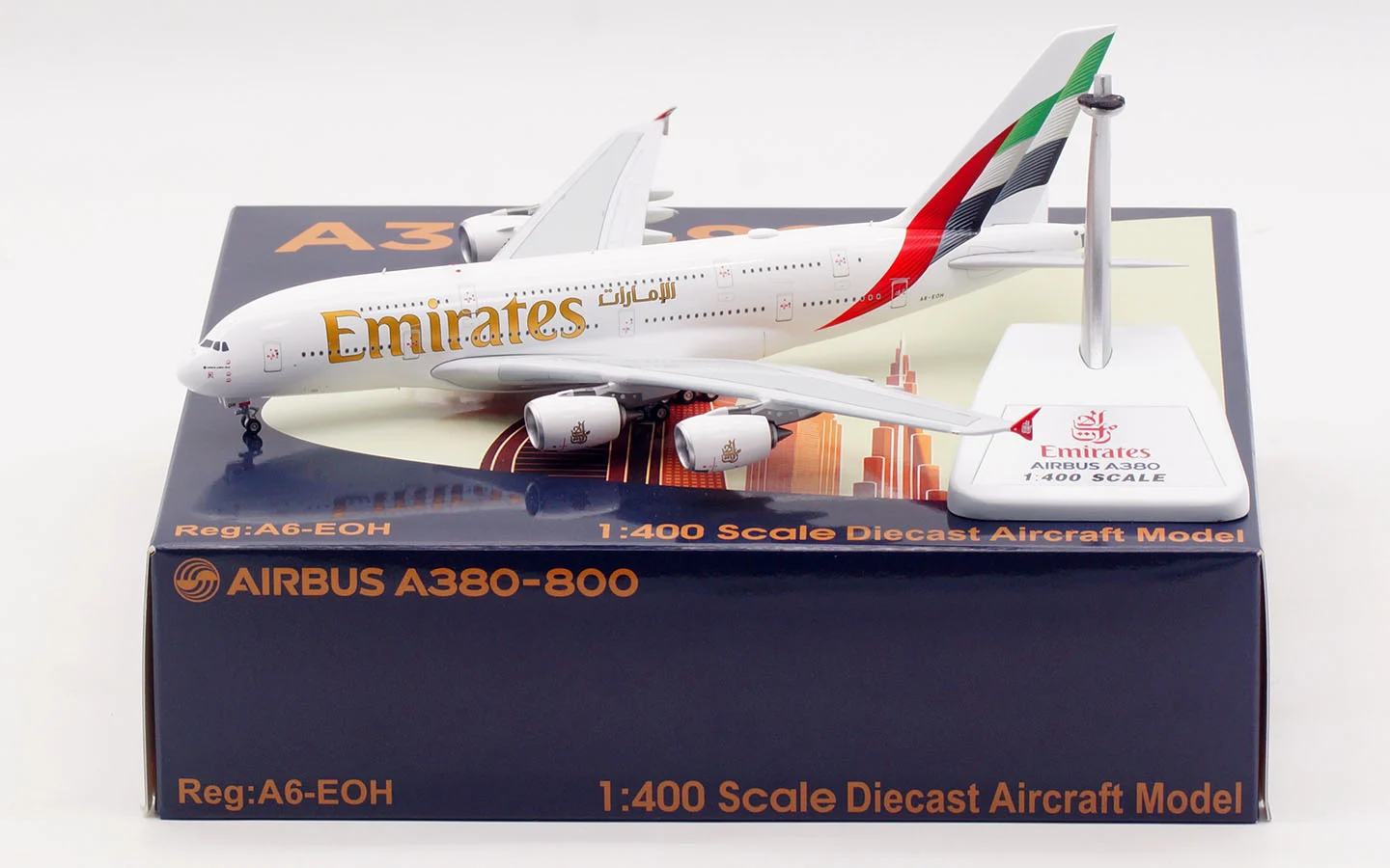 Collectible Diecast Aircraft Model Airbus A380-800 XB0012 [New Livery] Aviation 1:400 Emirates Reg: A6-EOH Detachable Gear