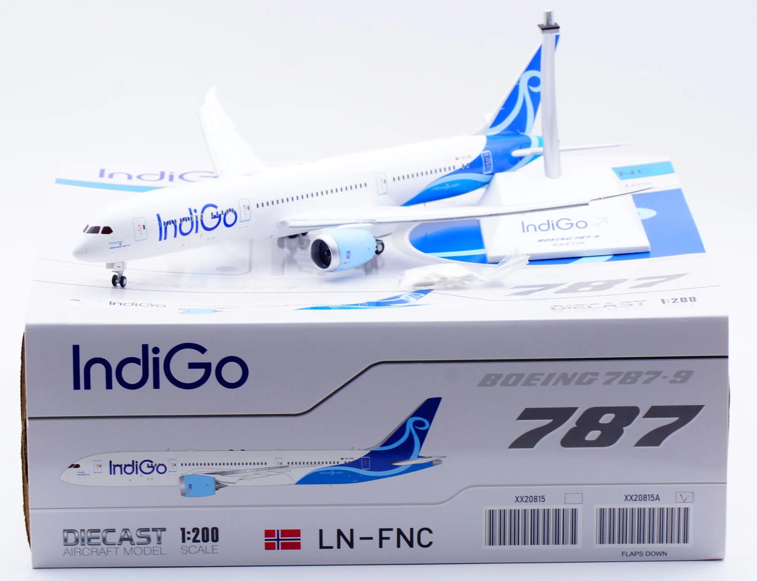 Collectible Diecast Aircraft Model Boeing B787-9 XX20815A  JC Wings 1:200 IndiGo Airlines Reg: LN-FNC Flaps Down