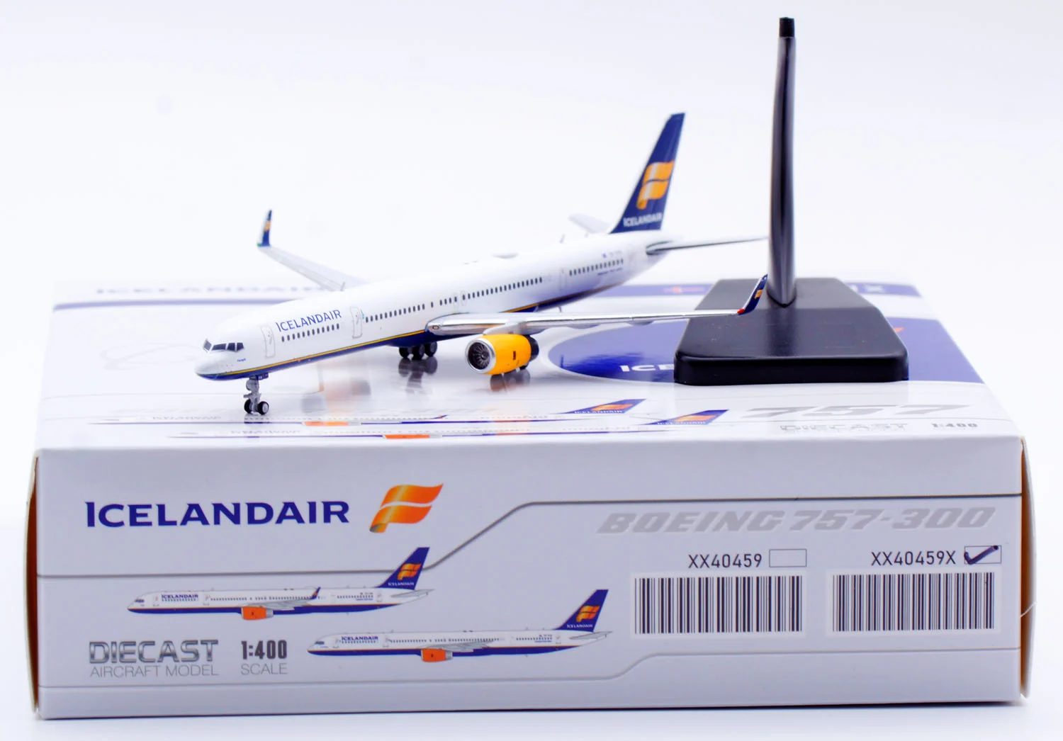 Collectible Diecast Aircraft Model Boeing B757-300 XX40459X [With winglet] JC Wings 1:400 Icelandair Reg: TF-FIX