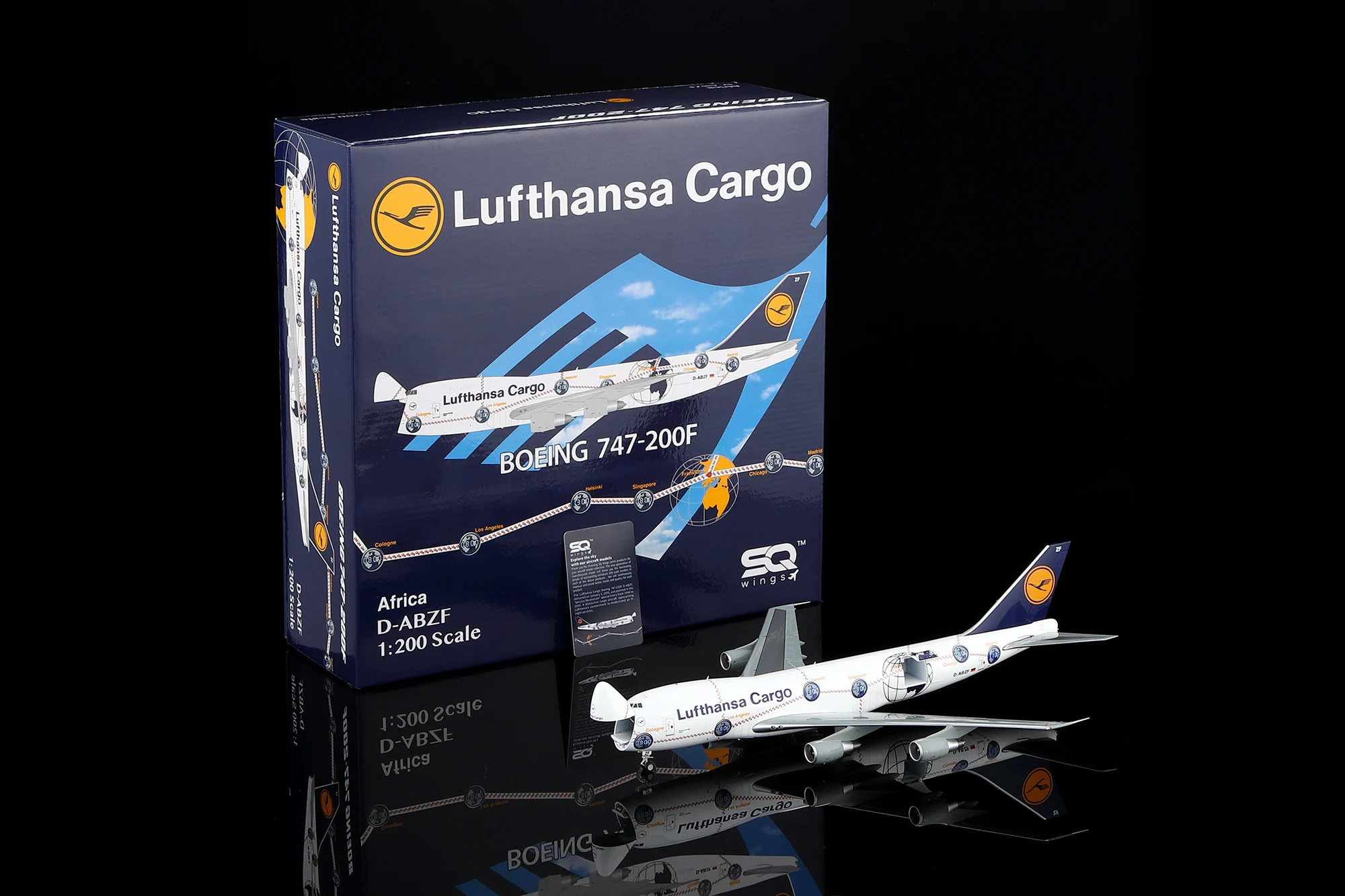 Collectible Diecast Aircraft Model Boeing B747-200 L2186C SQ Wings 1:200 Lufthansa Cargo Reg: D-ABZF [Interactive Series]
