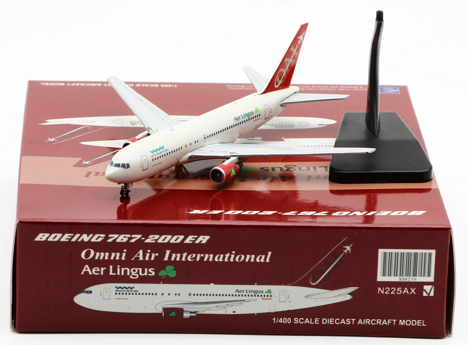 Collectible Diecast Aircraft Model Boeing B767-200ER XX4239 JC Wings 1:400 Omni Air International Reg: N225AX