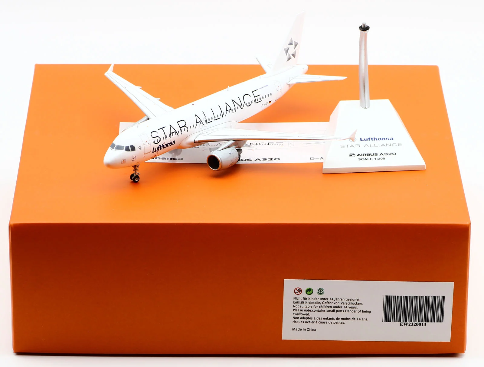 Collectible Diecast Aircraft Model Airbus A320 EW2320013 JC Wings 1:200 Lufthansa Airlines Reg: D-AIQS